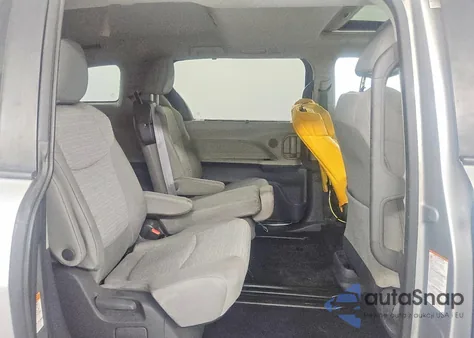 2021 Toyota Sienna Le 8-Passenger из США, поврежденный, VIN 5TDBRKEC8MS021713